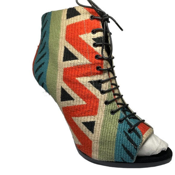 Burberry booties color Orange/blue/green/tan/black Brand new never worn. - Picture 3 of 6